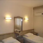 Hotel Simus