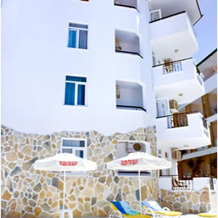 Golden Star Hotel Side